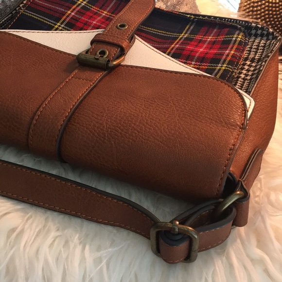 NWOT Plaid Crossbody - Picture 4 of 7